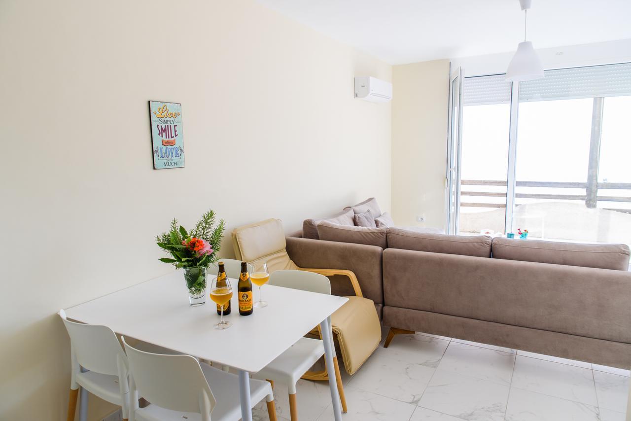 Sunset Apartment Saranda Bay Екстериор снимка