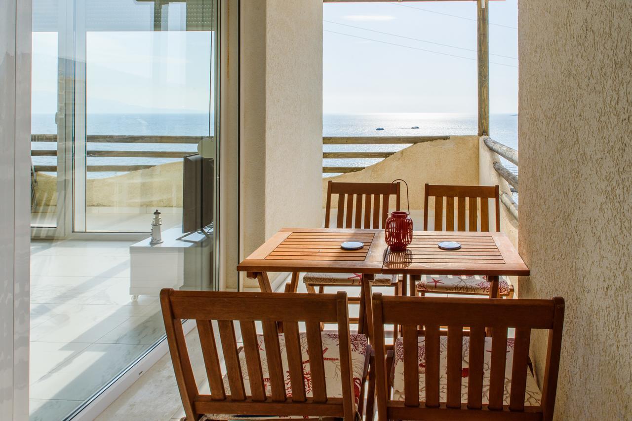 Sunset Apartment Saranda Bay Екстериор снимка